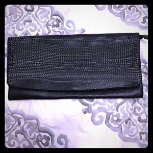 NWOT Black & Silver Chain Clutch w/Crossbody Strap